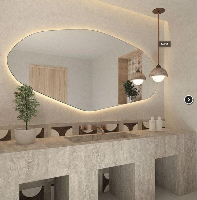 Olbrzymie Nieregularne Lustro Organiczne z LED – 210 x 80 cm | Design Premium